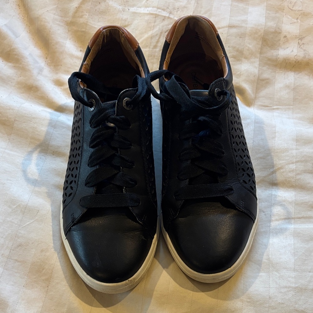 Aetrex Courtney Black Women's Sneakers